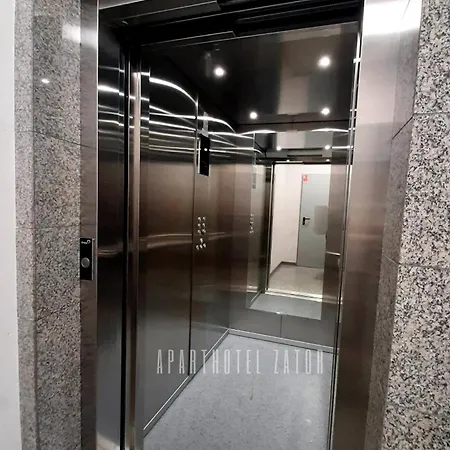 Apartment Glam 52 Jacuzzi Zator