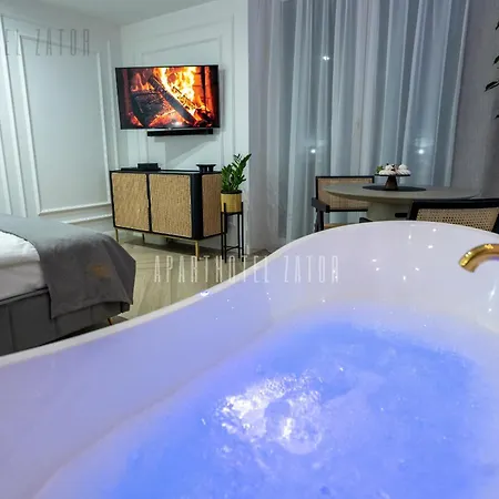 Glam 52 Jacuzzi شقة 4*