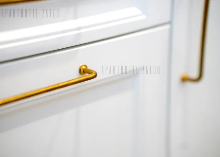 Glam 52 Jacuzzi Zator